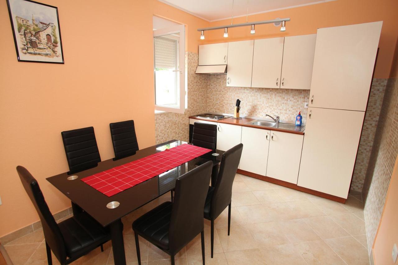 Apartmani Petra Traù Camera foto