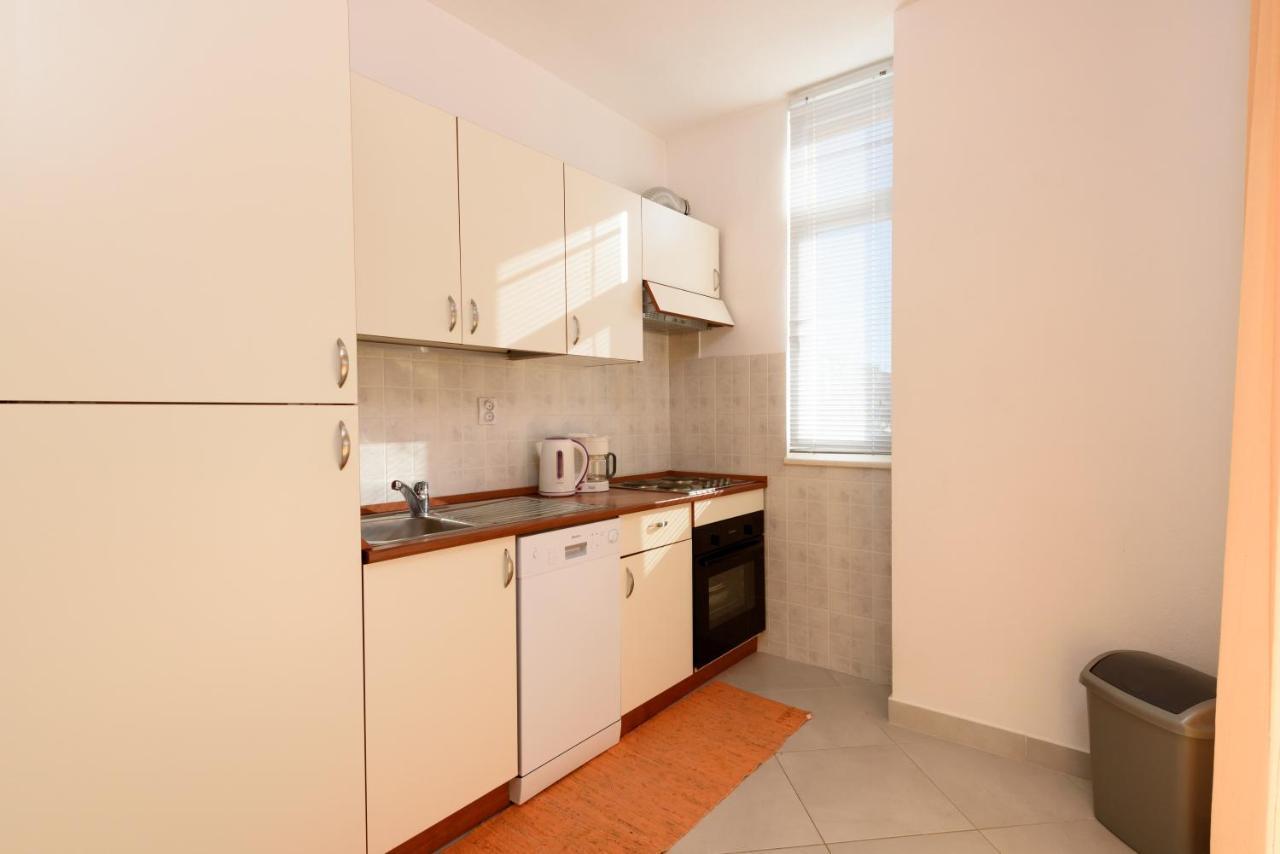 Apartmani Petra Traù Esterno foto