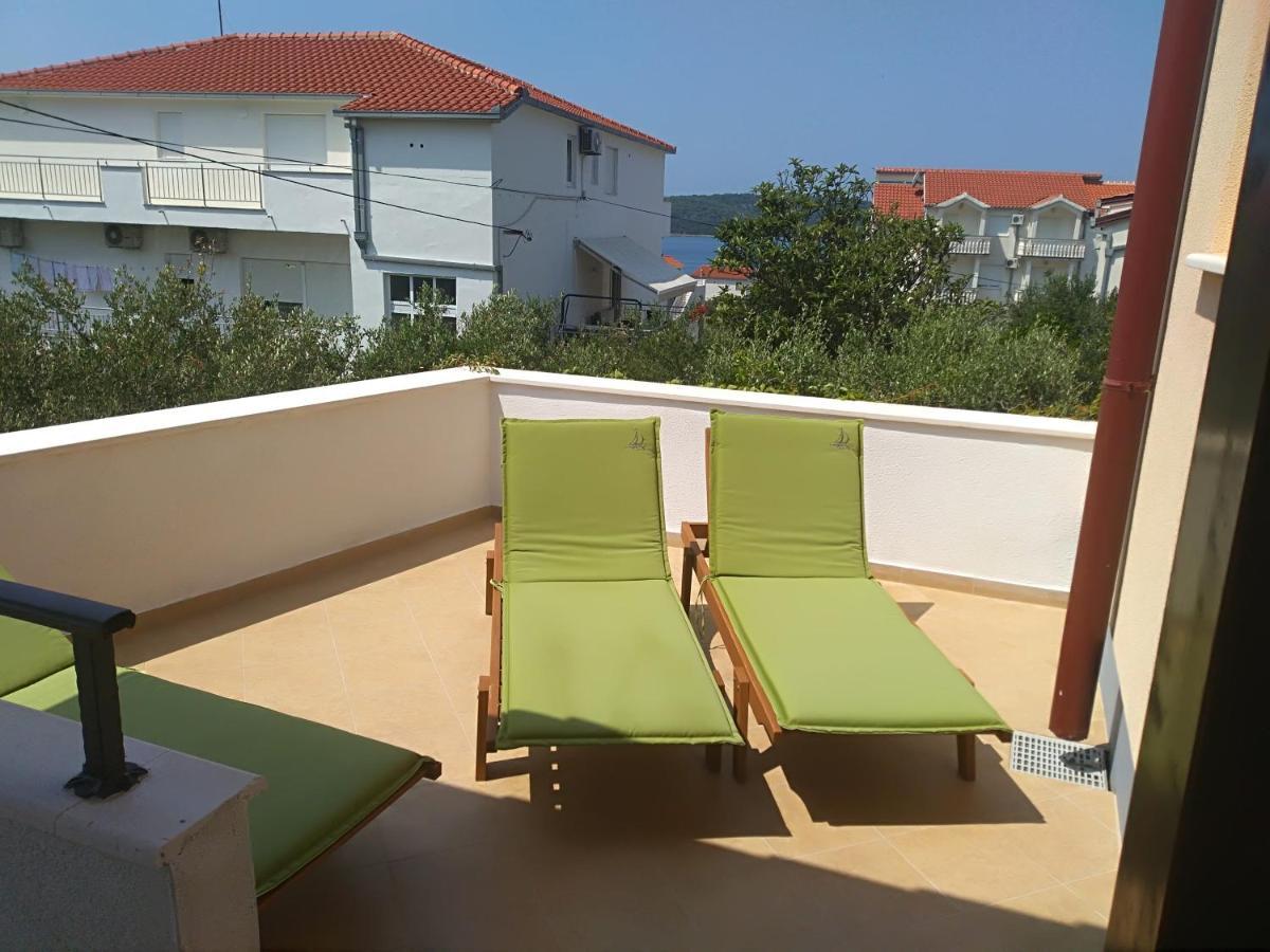 Apartmani Petra Traù Esterno foto