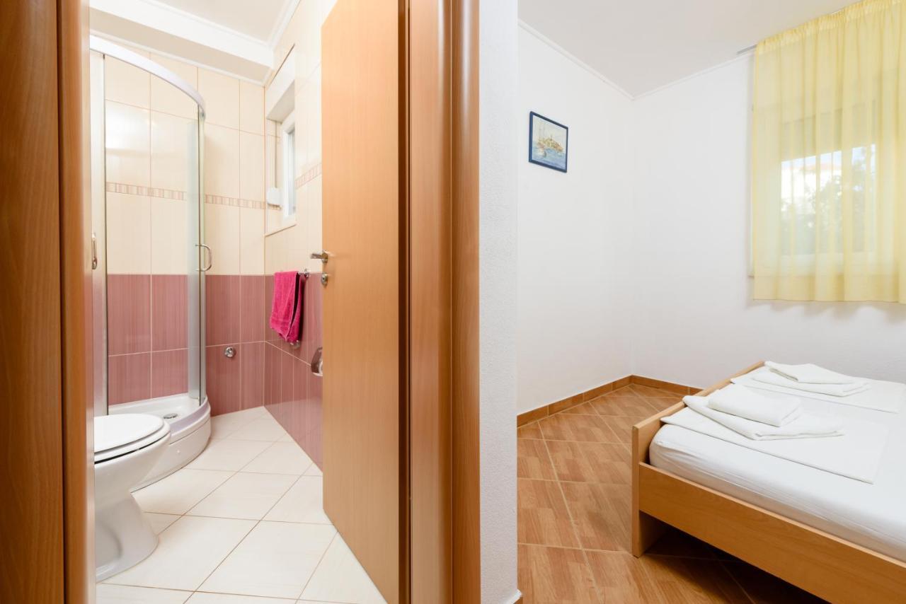 Apartmani Petra Traù Esterno foto