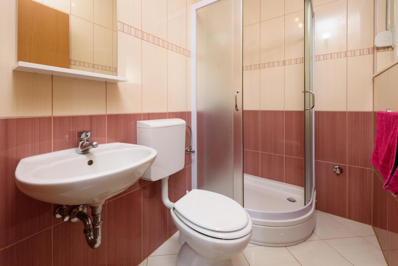 Apartmani Petra Traù Esterno foto