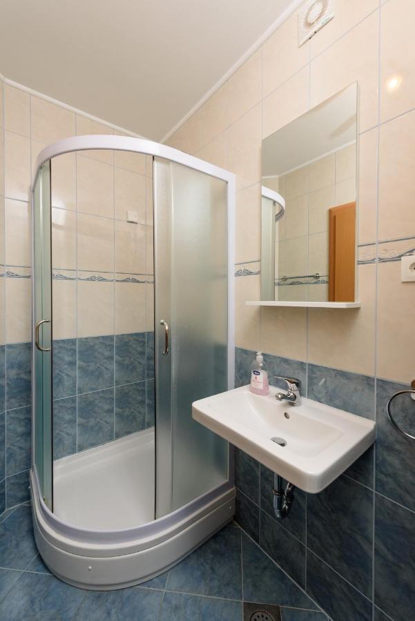 Apartmani Petra Traù Esterno foto